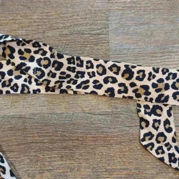 Simplee leopard print strapless jumpsuit size small - Picture 6 of 7